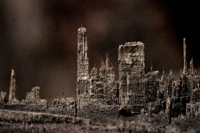 IMG_5301 nuit PLAN MOYEN (effet cathédrale) EPOSITION+ 2 OK2 SP - Niveaux 4-1,12-255 - RVB OK IMPRIMER